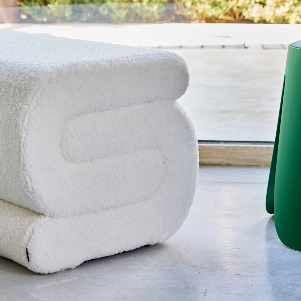 Pouf in bouclé, crema