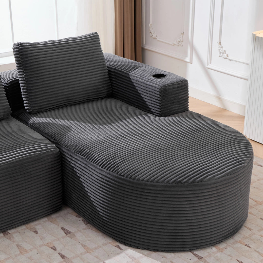 Divano lineare compatto con 3 cuscini e doppi portabicchieri in poliestere grigio scuro per piccoli spazi 265 × 176 × 60 cm