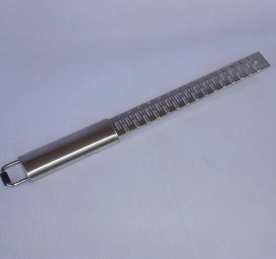Raspia micro-scherpa in acciaio inossidabile con doppio taglio, acciaio lamellare, argento 

Specifiche tecniche: R1235