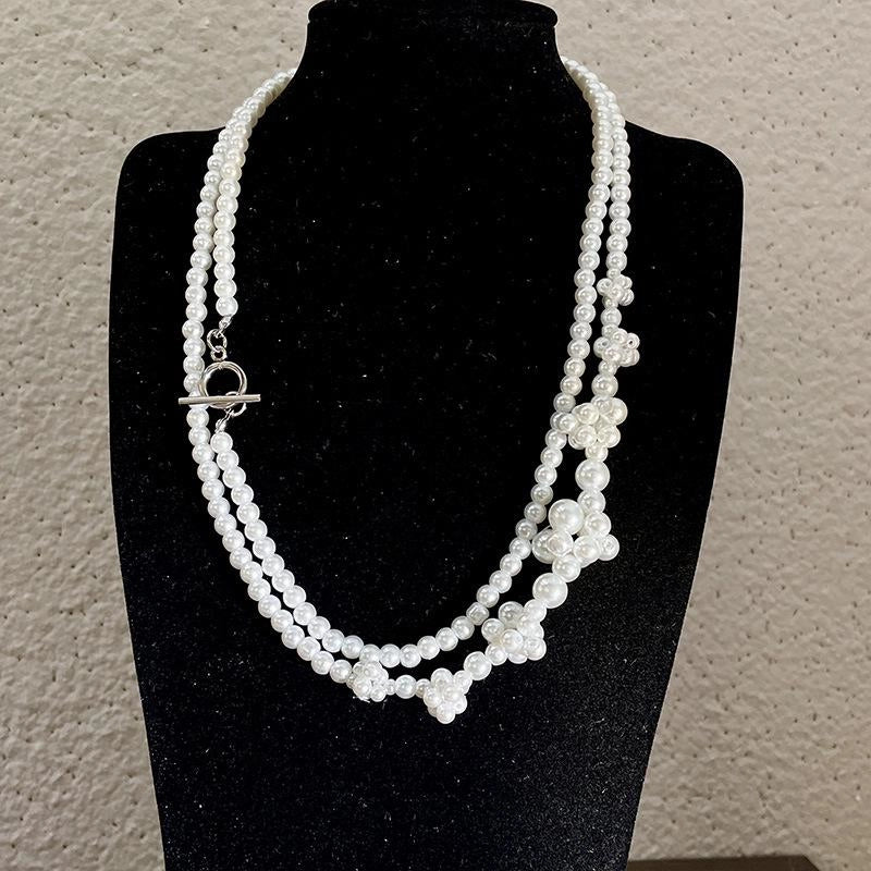 Collana vintage fatta a mano con perle e fiori, regalo di Natale o di compleanno.