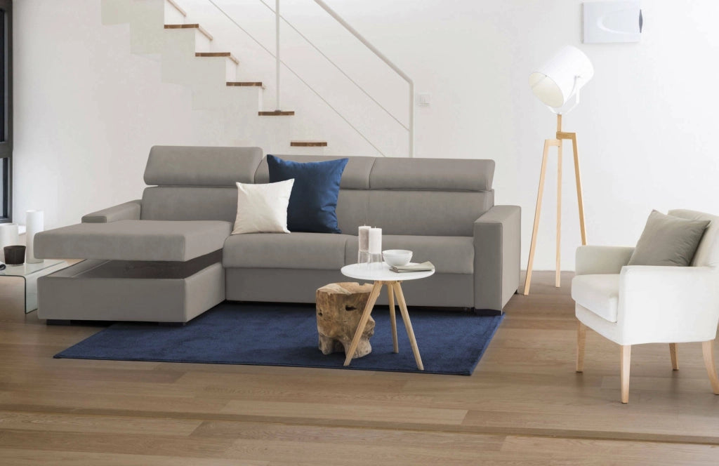 Divano fisso Akela, Divano ad angolo, Made in Italy, SofÒ  Soggiorno con chaise longue, in tessuto imbottito - Penisola contenitore Sinistra, con Braccioli standard, cm 280x95h85, Tortora