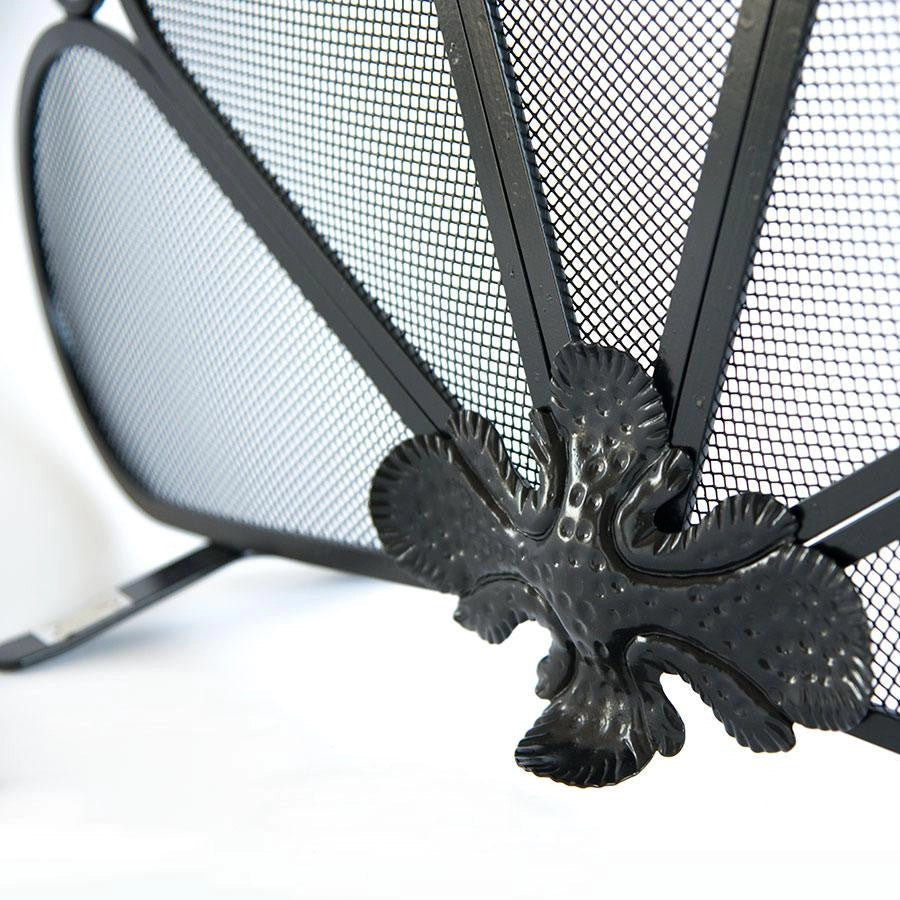 SCHERMI PARASCINTILLE PAVONE IN FERRO BATTUTO CM. 70x17X43