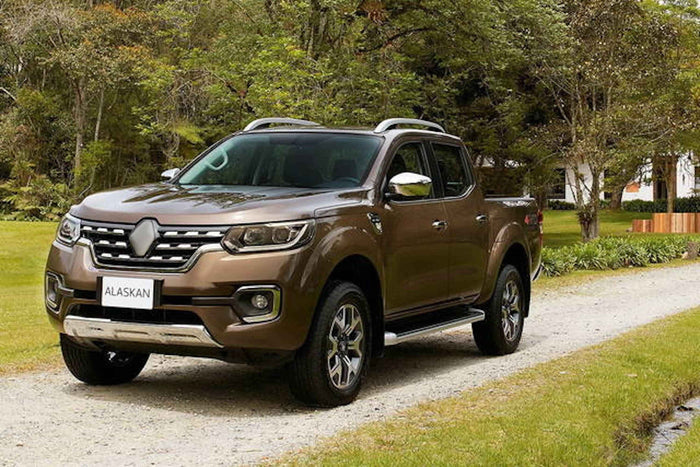 RIGUM904628 , Nissan Navara Double Cab dal 2016- , Renault Alaskan dal 2017-, Dongfeng DF6 2017-