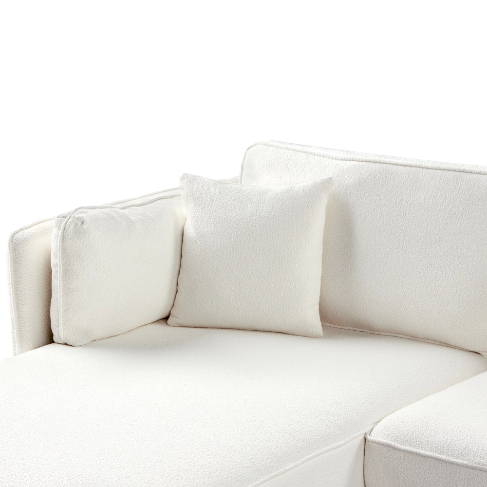 Divano angolare destro Bianco sporco Boucle Gambe in metallo Schienale a cuscino Cuscini sparsi Design moderno