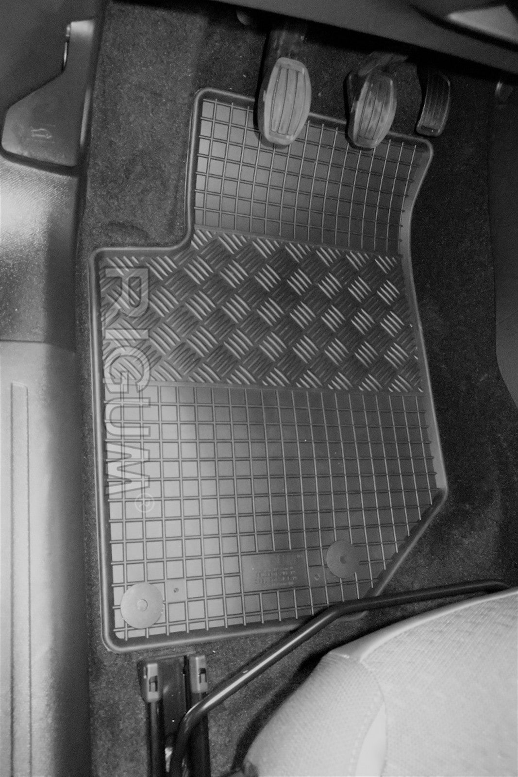 RIGUM905076 , Peugeot 2008 II dal 01/2020- , Citroen C4 dal 2021- , DS3 Crossback 2019-, C4 X dal 2022-  No modelli Elet