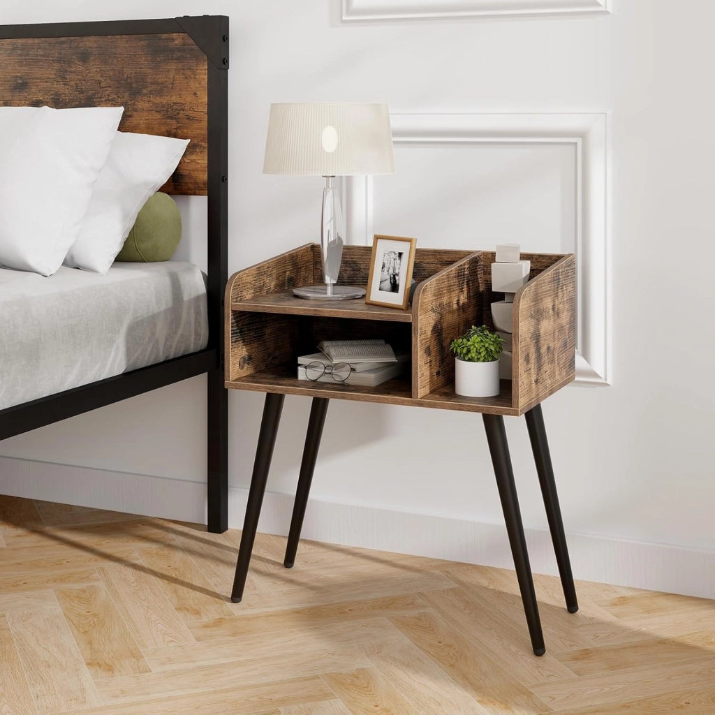 Comodino 50 x 32 x 58cm, Tavolino Moderno con Mensole Aperte, Gambe in Metallo e Poggiapiedi Regolabili, Comò Ideale per Soggiorno e Camera da Letto (Marrone,2)