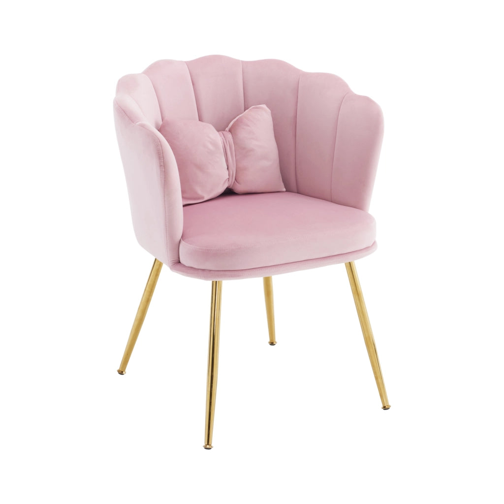 Poltrona imbottita in velluto rosa con schienale a petalo e gambe metalliche dorate