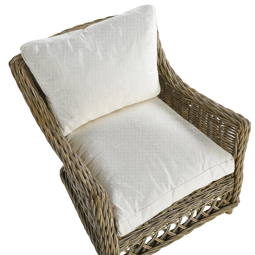 Set di 2 poltrone da giardino in rattan naturale con poggiapiedi in cotone cuscini schienale bianco sporco per interni ed esterni