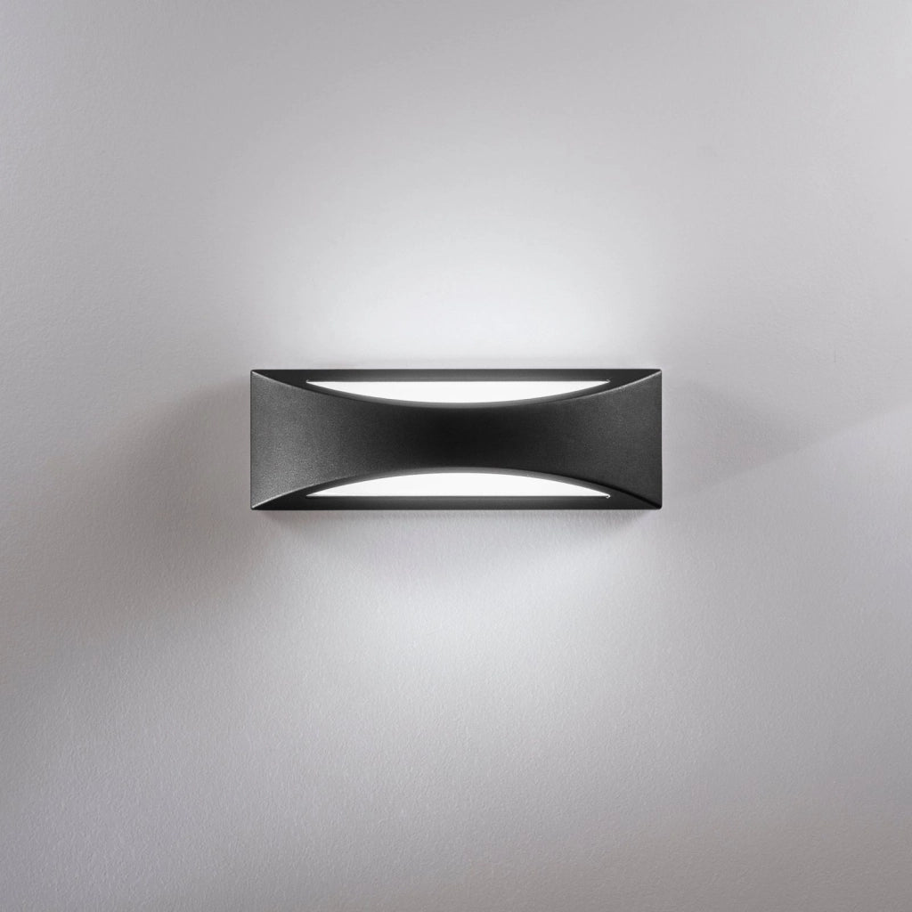 APPLIQUE LED WEISS NERA 16W 1800LM CCT 3000K / 4000K IP54 36X11,3X12CM