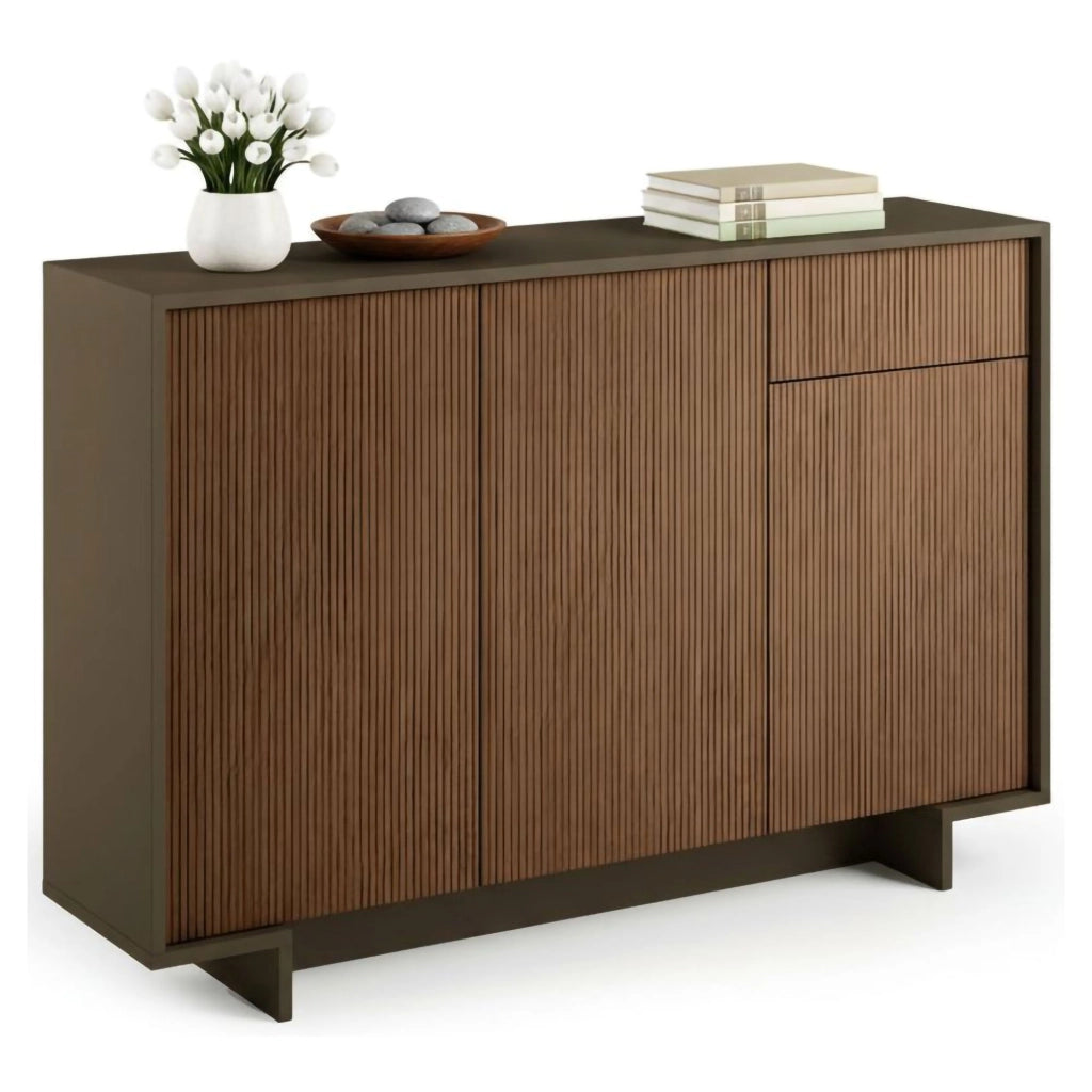 Credenza Arius, Madia da salotto, Buffet da soggiorno a 3 ante e 1 cassetto, 100% Made in Italy, 134x35h87 cm, Marrone e Noce
