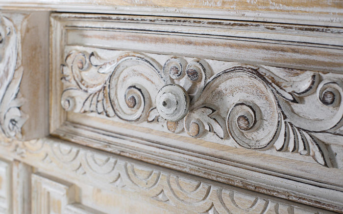 Credenza con 3 cassetti e 3 ante in legno di mango