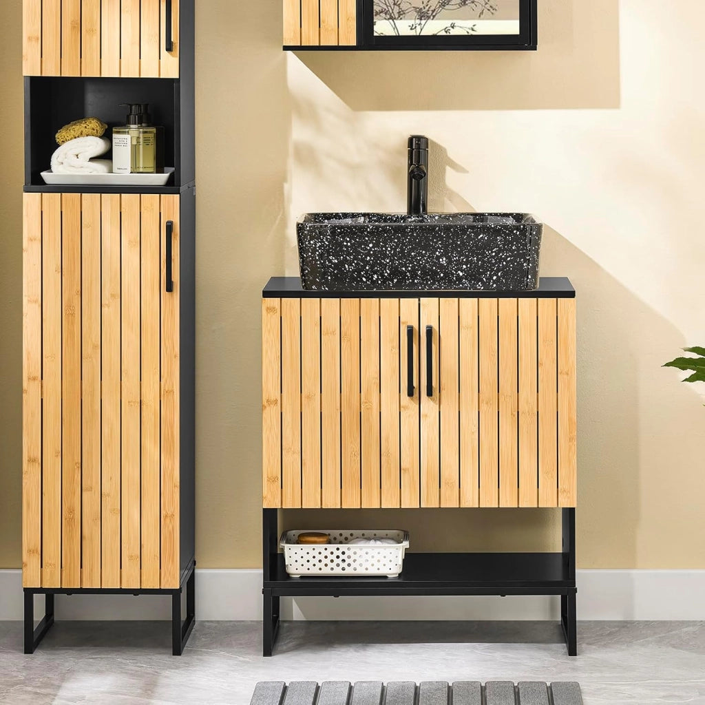 Mobile Sottolavabo Bagno 60 cm Mobiletto Salvaspazio con Ante in Bambù e Piedini in Metallo Armadietto Moderno Sotto Lavabo per Bagno Piccolo BZR202-SCH