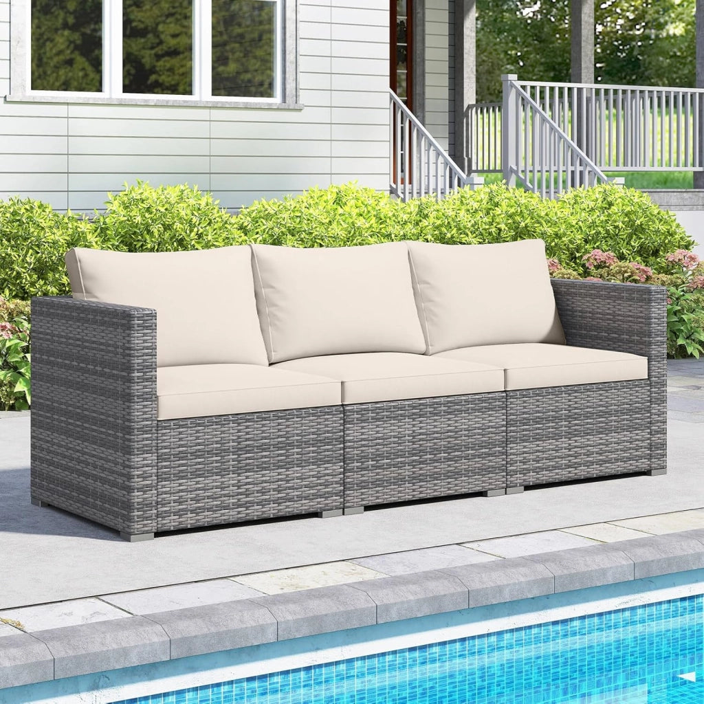 Set Divani da Giardino 3 Pezzi, Set di Mobili Salotto in Rattan PE con Cuscini Morbidi, Set Conversazione da Esterno per Veranda e Bordo Piscina (Bianco)