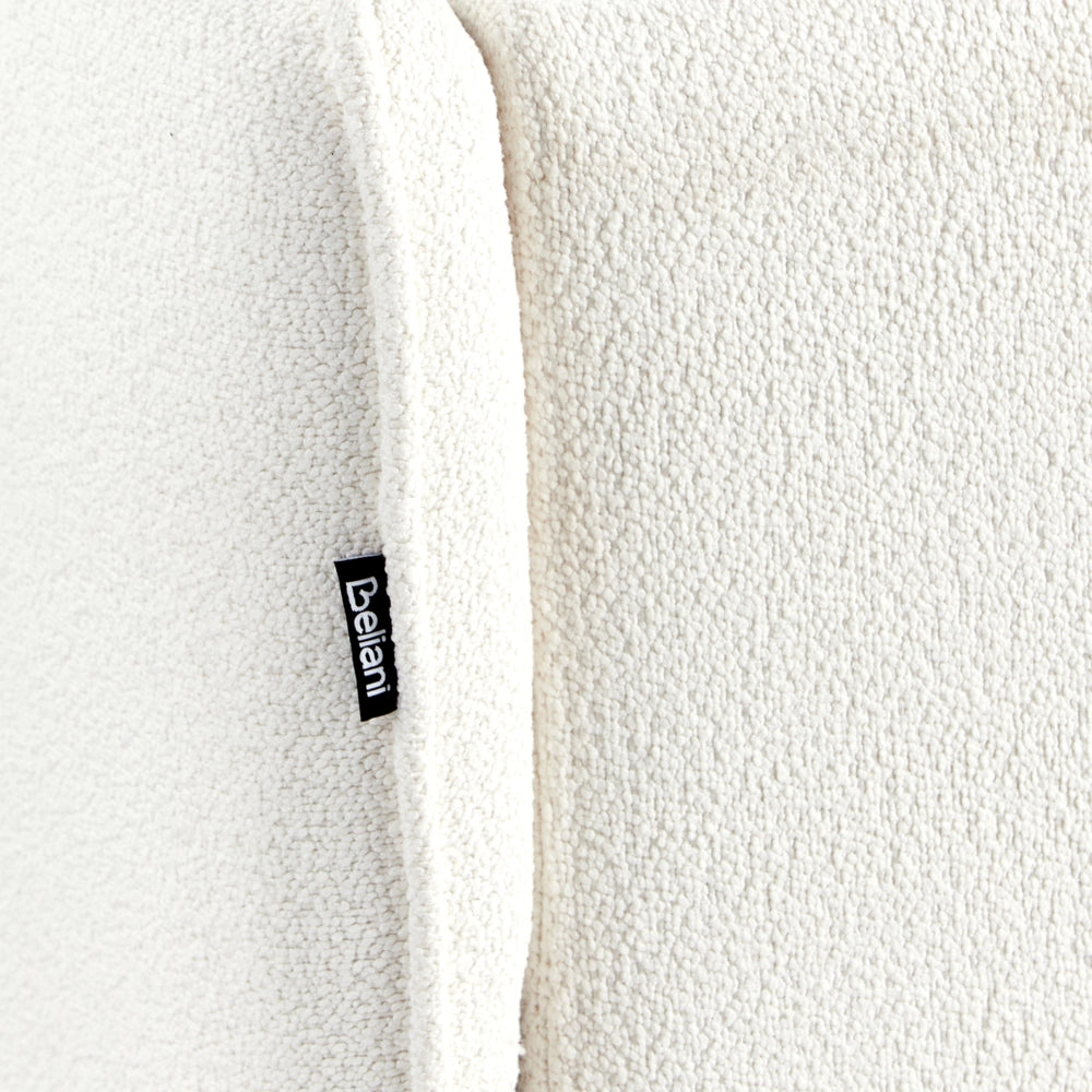 Divano angolare destro Bianco sporco Boucle Gambe in metallo Schienale a cuscino Cuscini sparsi Design moderno