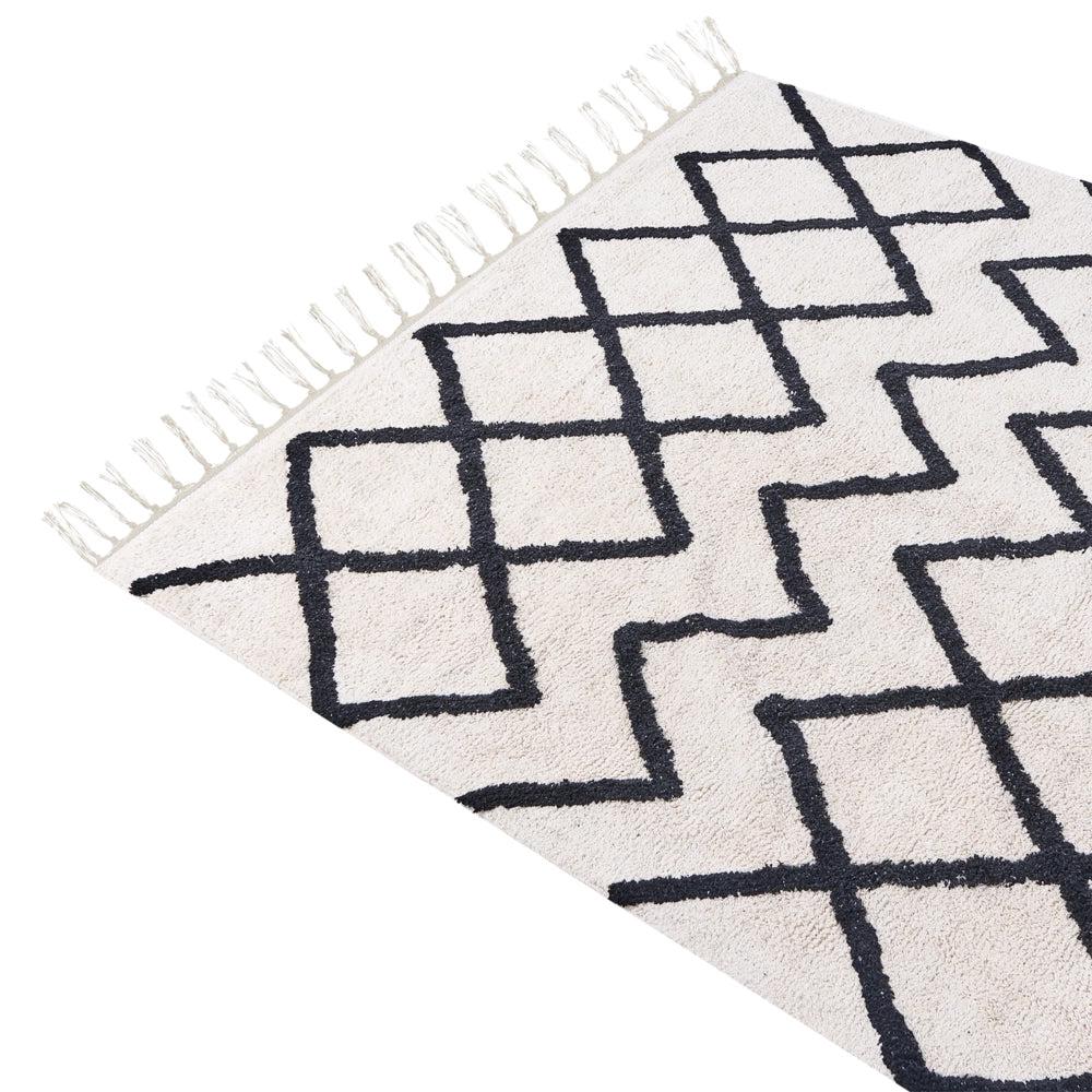 Tappeto geometrico cotone trapuntato con nappe 160 x 230 cm beige e nero soggiorno camera da letto