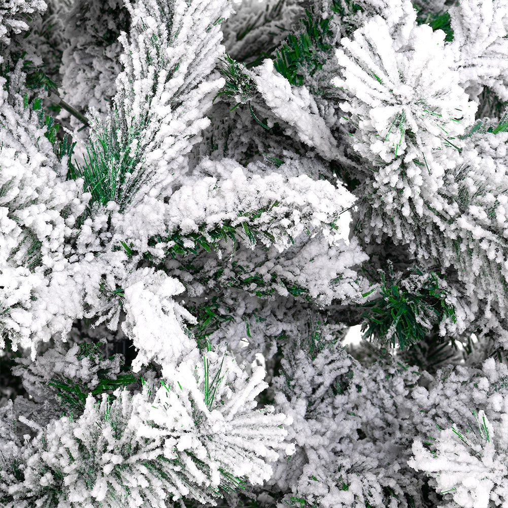 Albero di Natale Innevato Bianco Winter Palace Foltissimo 150cm 550 Rami Innesto