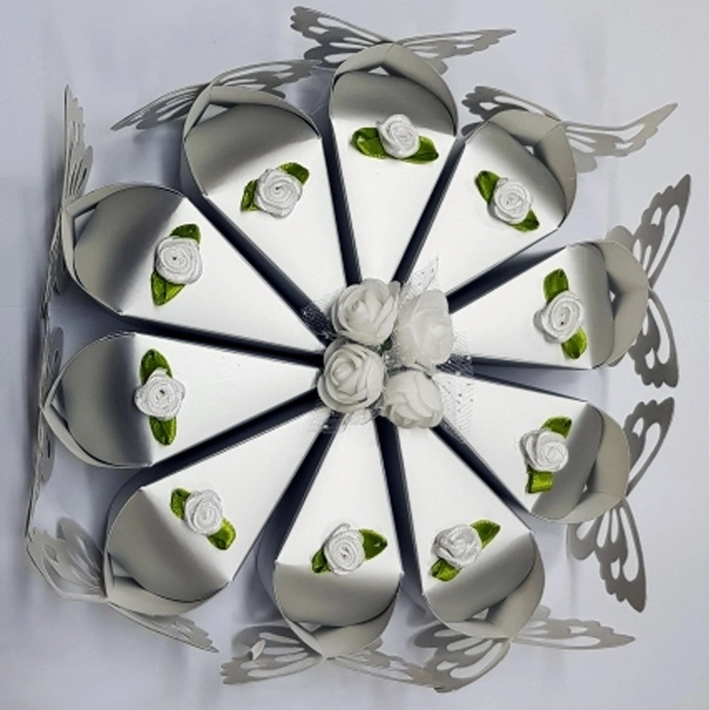 Trade Shop - Portaconfetti Bomboniere Scatolina Forma Di Spicchio Torta Con Farfalla Argento -
