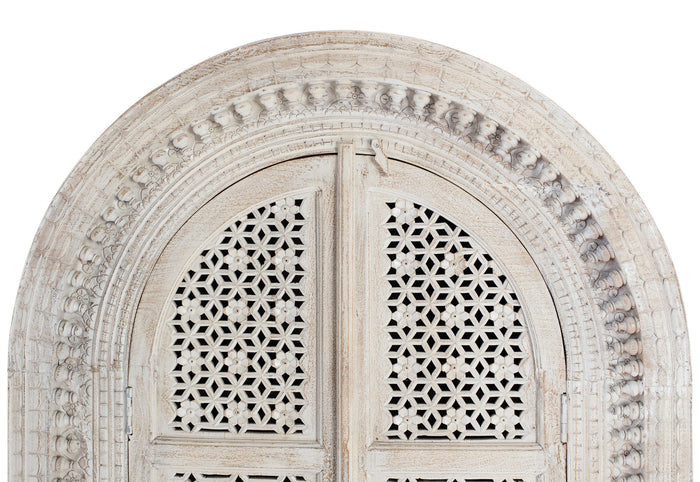 Armadio in massello di mango intagliato