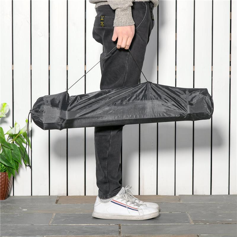 TAVOLO DA CAMPEGGIO PIEGHEVOLE E ARROTOLABILE CON BORSA DA VIAGGIO NERA