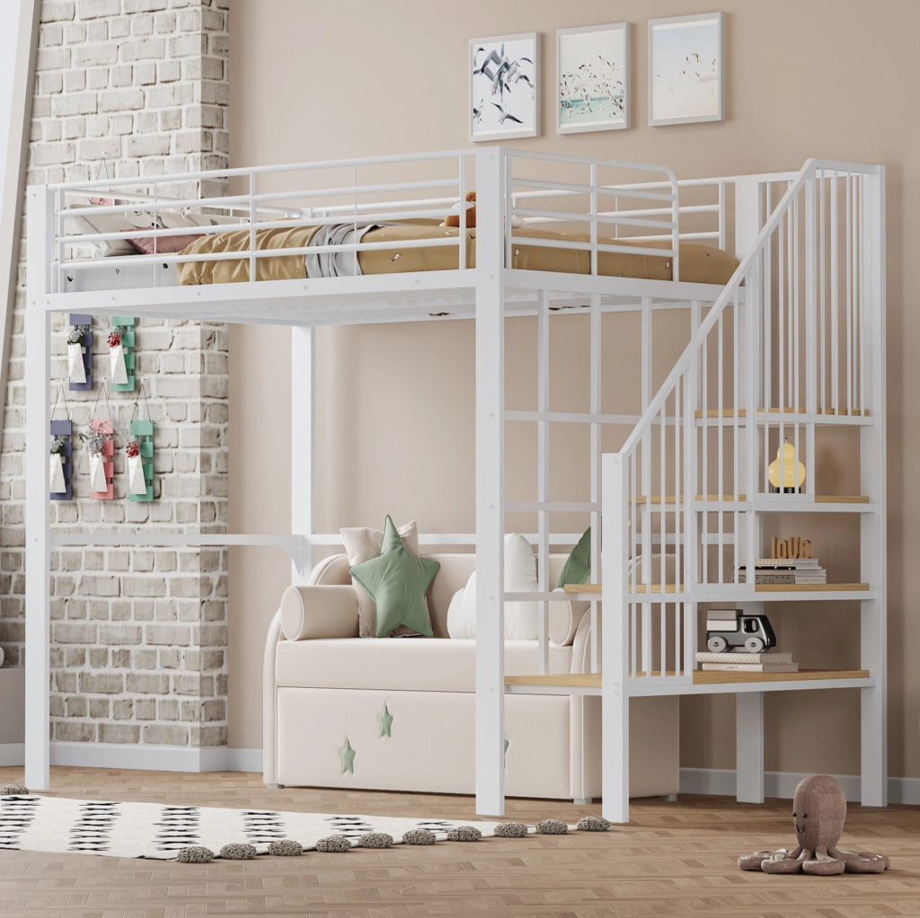 Letto a soppalco in metallo con scala e ampio spazio contenitivo