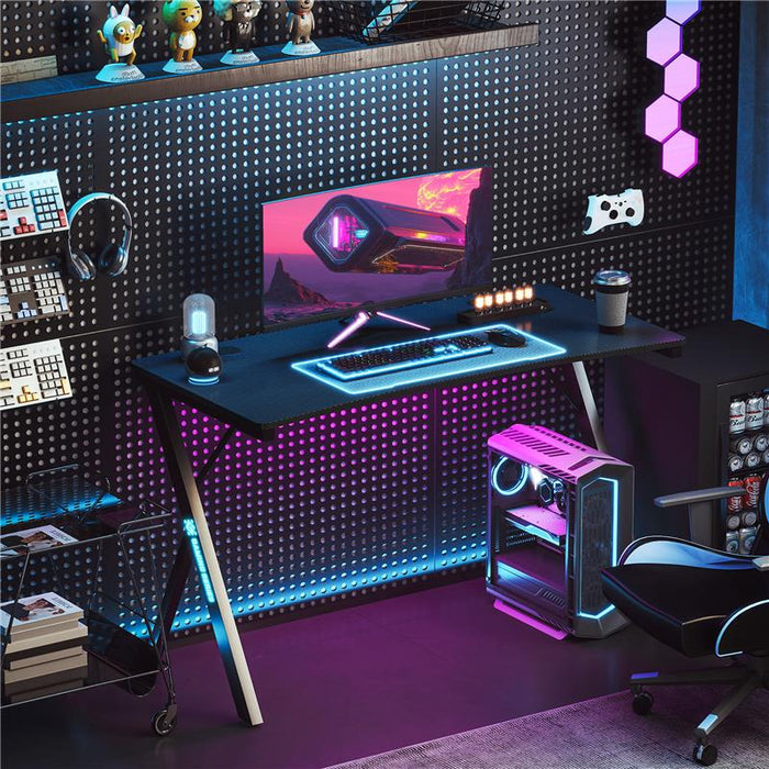 SCRIVANIA GAMING CON LUCI LED RGB REGOLABILI E GAMBE A K IN LEGNO E ACCIAIO 120X60X75 CM NERO
