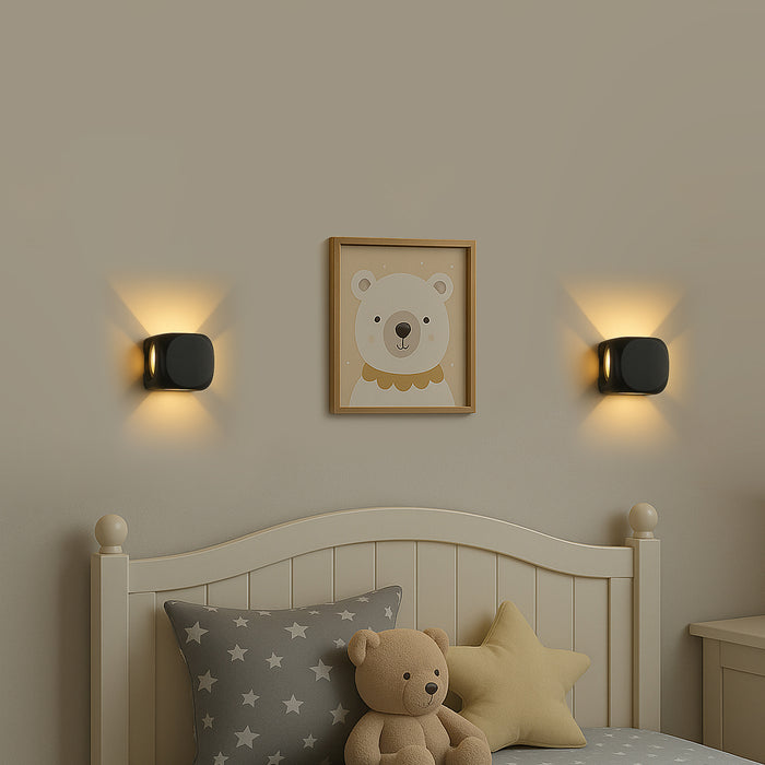 Set 2 Applique da Muro 4 Led Lampada a Parete Nera Luce Bianco Caldo 6x6x5cm