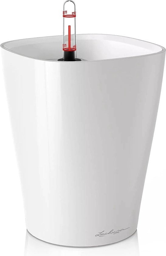 Tavolo con gambe in legno, finitura alta lucida, colore bianco