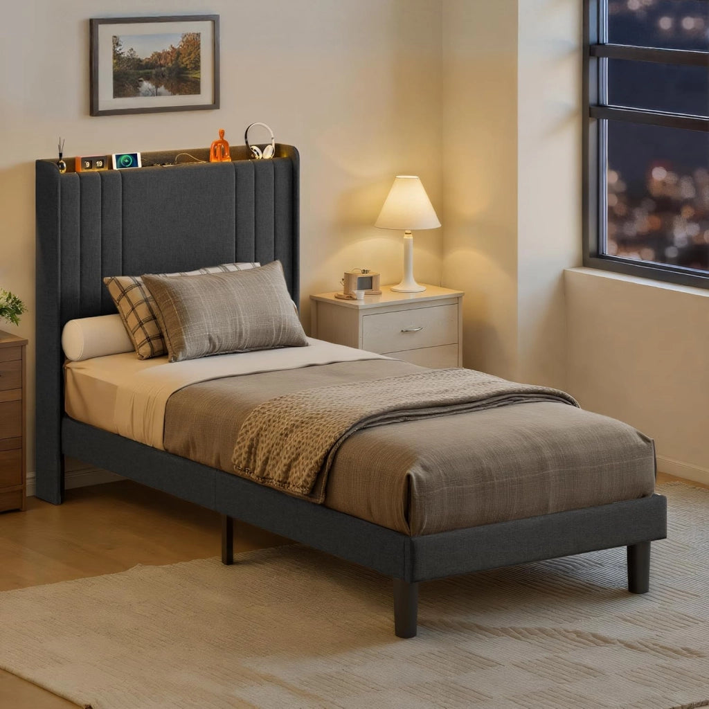 Letto imbottito con luce LED 120 x 200 cm，Piattaforma Struttura letto (2 Prese CA 2 Porte USB), Per le camere degli ospiti e le camere da letto (Grigio scuro)