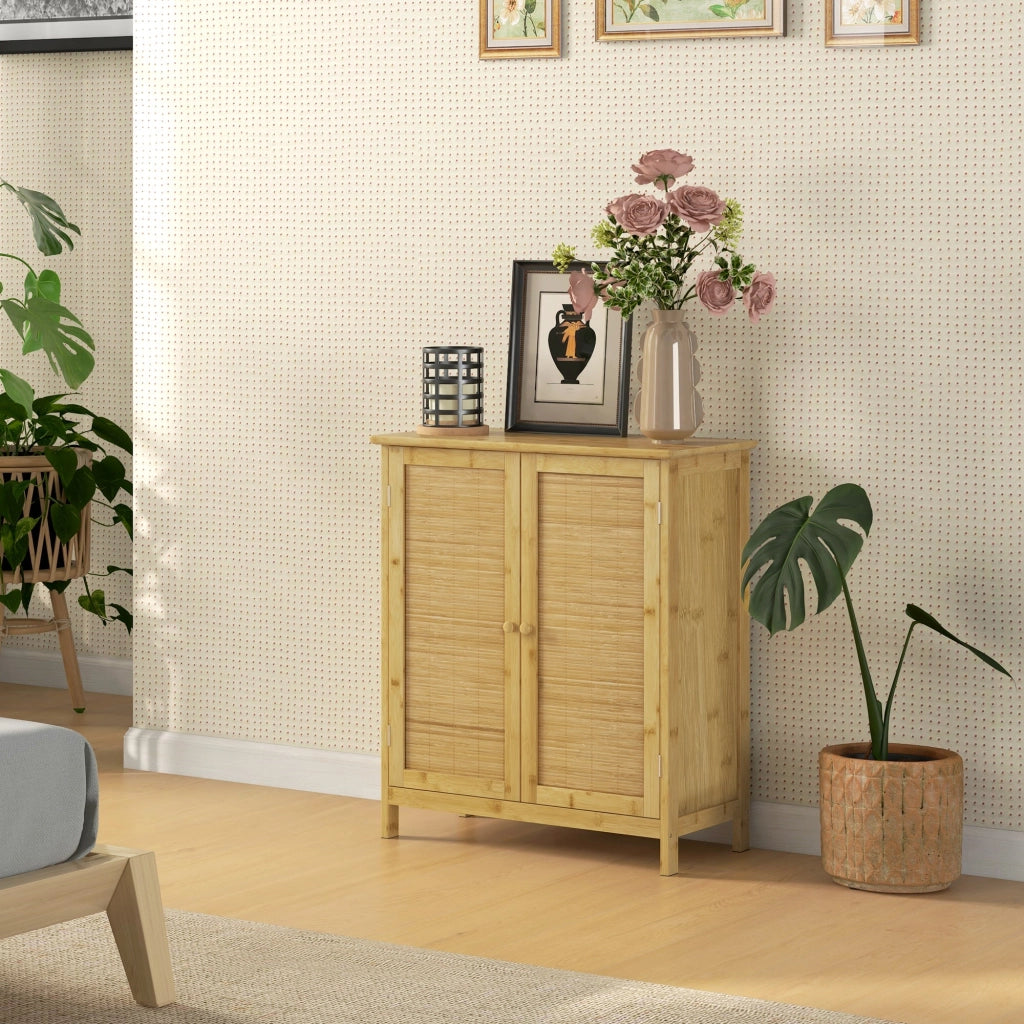 Credenza Mobile Soggiorno in Stile Boho 2 Ante in Rattan e Bambù 60x27x67,5 cm