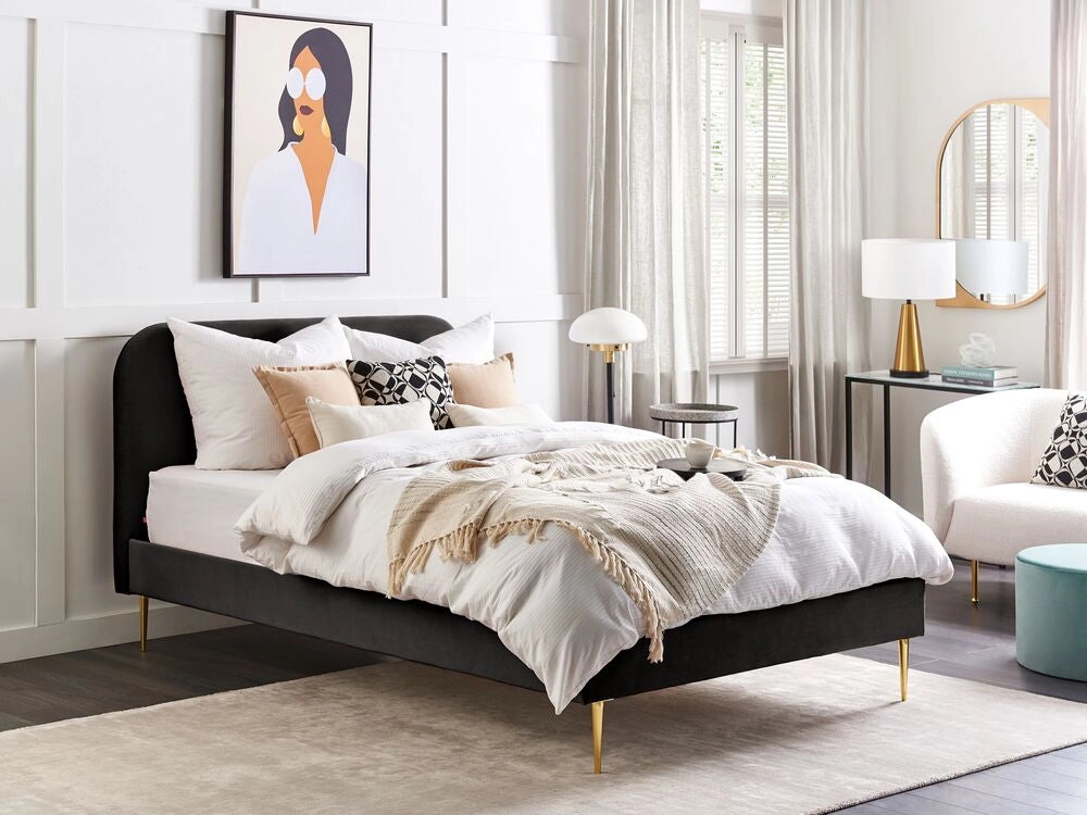 Letto nero velluto tappezzeria doppia dimensione gambe dorate testiera con rete a doghe 140 x 200 cm design minimalista