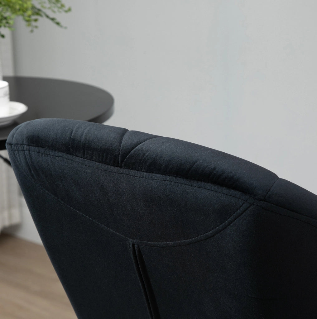 Set di 2 sgabelli bar 51.5x57.5x93-114.5 cm girevoli e regolabili in altezza in poliestere nero