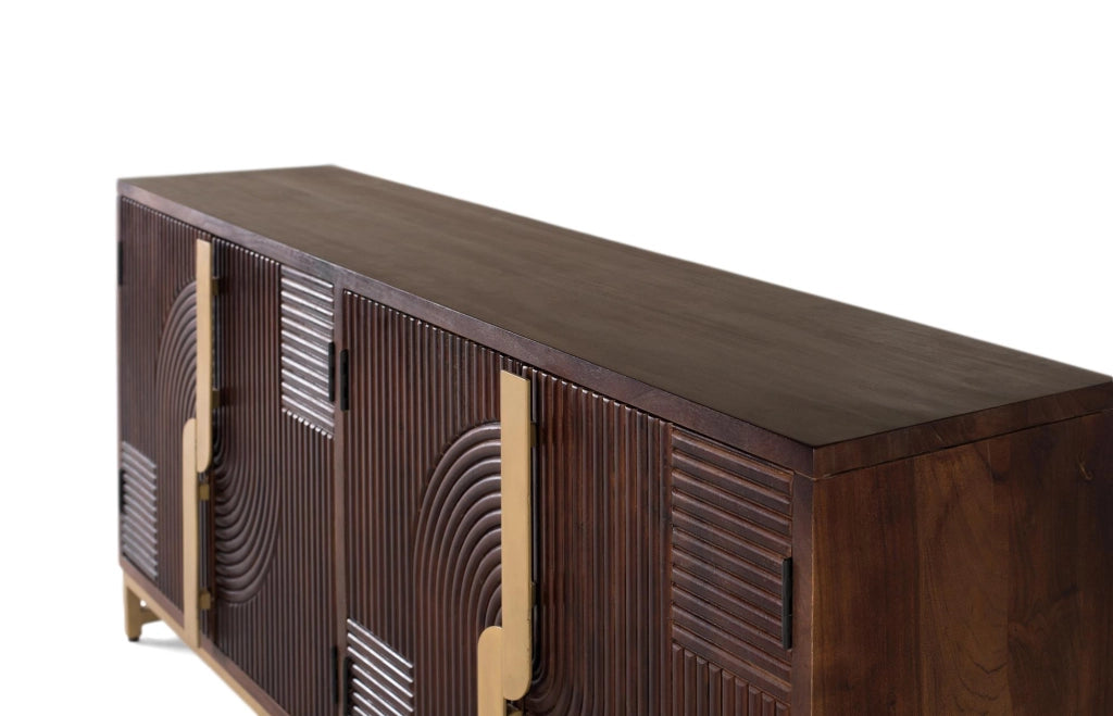 Credenza in legno massello con quattro ante e dettagli dorati