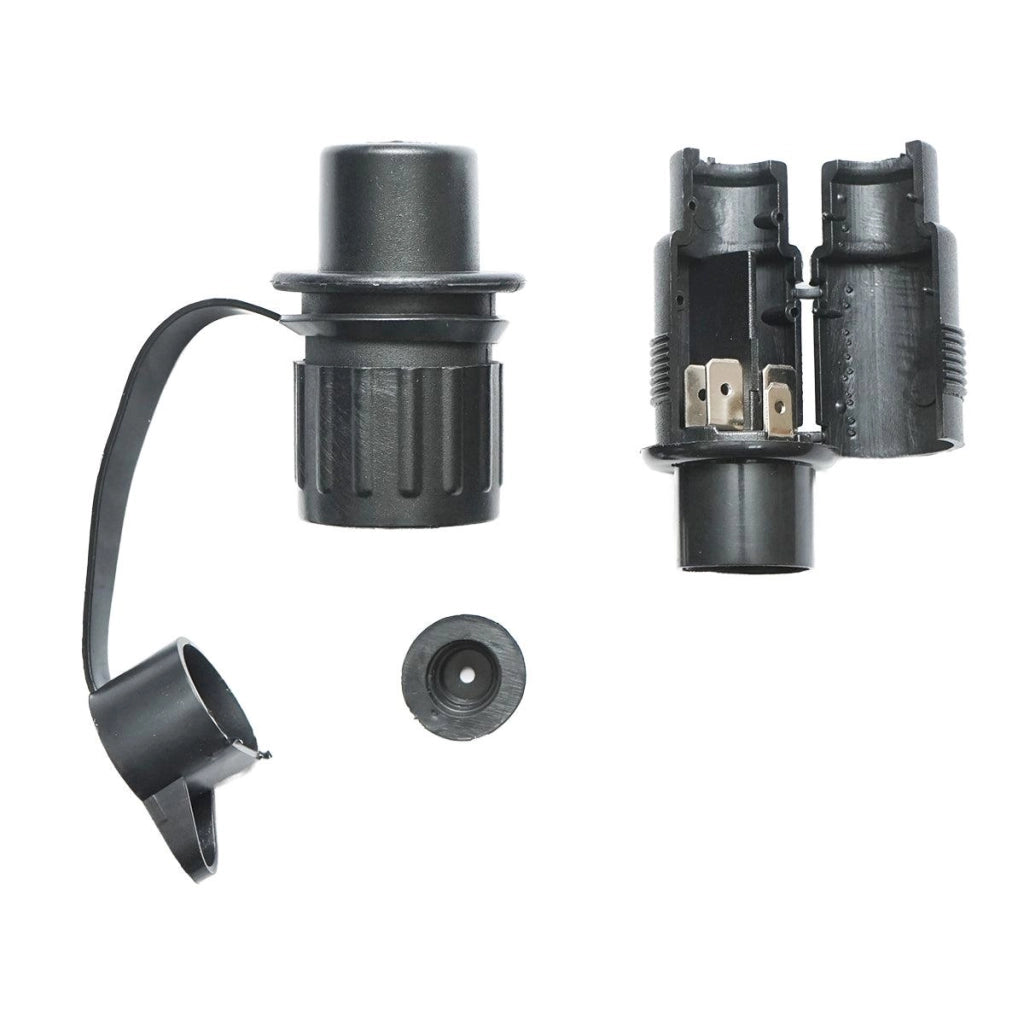 Spina 3 poli per Mc Cormick, New Holland, Claas, Ford, Fendt codice OEM 4376944, 82013449, MC1533899C1, 01143530, 03606234, 04376944, AL68707, 1143530, 140171022, 1533899 53 3899C1, 3606234, 3713360M1, 3760032M1