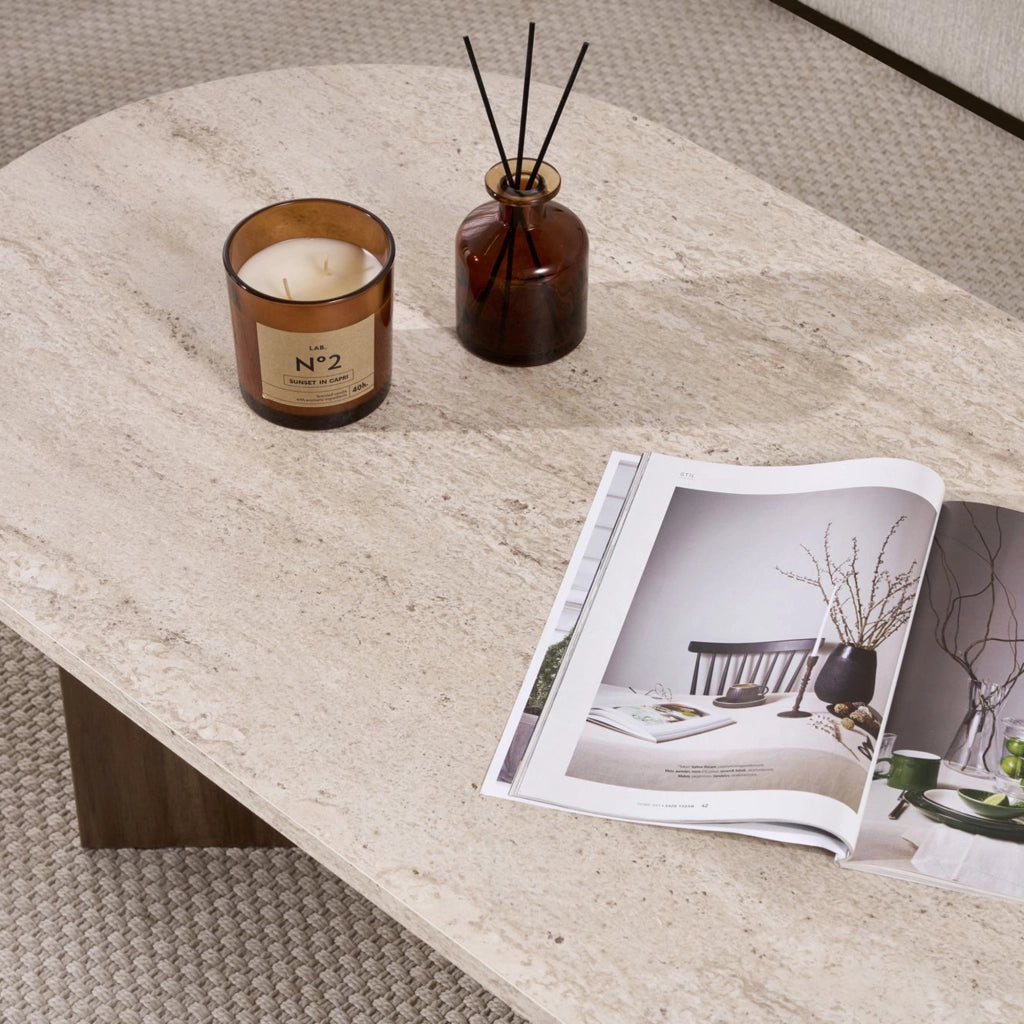 Elain, Tavolino da Salotto Forma Ovale, 119x60x40h cm Marrone Noce