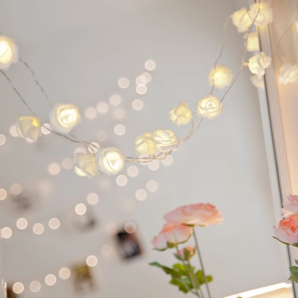 Trade Shop - Catena Luci Luminosa Con 10 Led A Forma Di Rosa Bianca Alimentazione A Batteria -