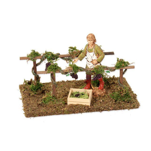 Filari di vigna con vendemmiatore per presepe