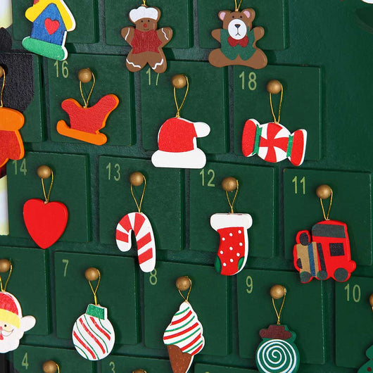 Calendario Avvento Babbo Natale con Albero in Legno 24 Cassetti e Decorazioni