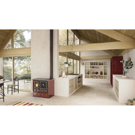 Stufa a Legna Rosa 5.0 VST Maiolica Nordica Colore: Bordeaux