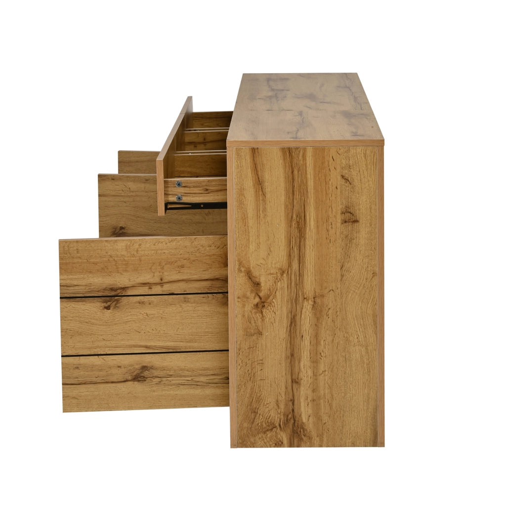 Credenza da sala da pranzo, mobile a tre ante, in truciolato, con 3 cassetti, color legno naturale