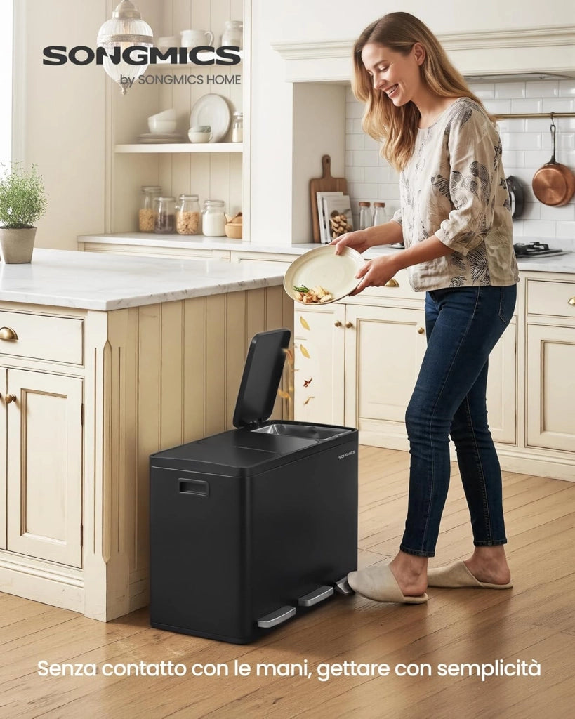 SONGMICS Pattumiera Cucina 3 x 15 L, Cestino per Raccolta Differenziata 3 Scomparti, 15 Sacchetti, Secchi Rimovibili, Coperchio, Maniglie, Chiusura Morbida, Acciaio, Nero Inchiostro LTB145BZ02