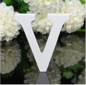 LETTERA "V" IN LEGNO BIANCO 12CM ALFABETO MATRIMONI COMPLEANNI DECORAZIONI FESTA