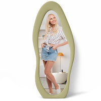 Specchio Grande Ondulato con Cornice Rivestimento in Velluto Verde 60 x 160 cm