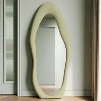 Specchio Grande Ondulato con Cornice Rivestimento in Velluto Verde 60 x 160 cm