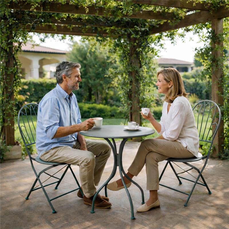 SET DA GIARDINO CON 2 SEDIE E 1 TAVOLO IN METALLO COLORE GRIGIO