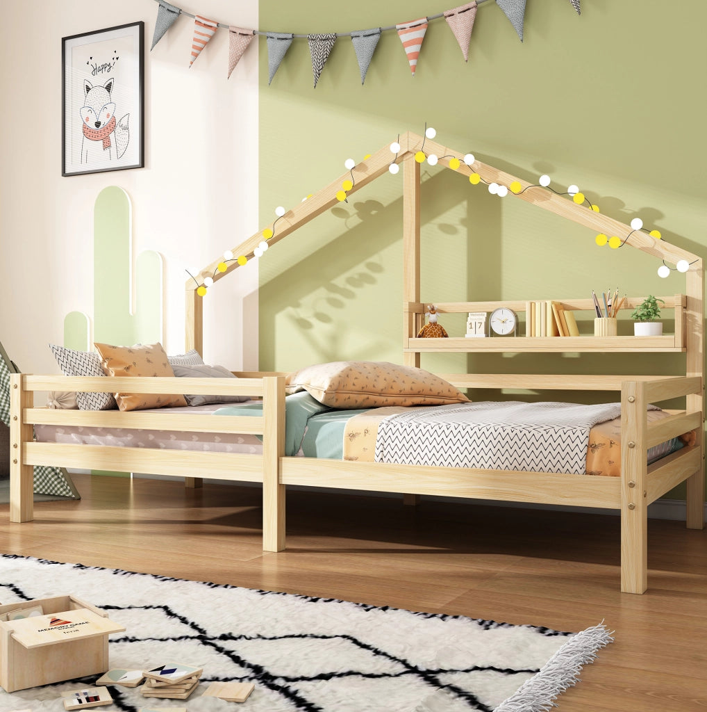 Letto a casetta per bambini con libreria integrata 90x200 cm in pino naturale