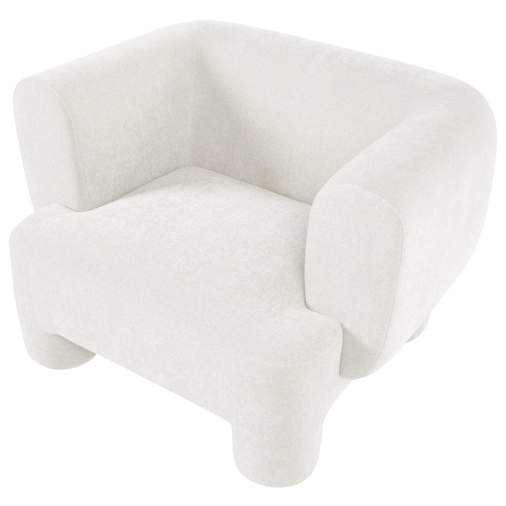 Poltrona in tessuto bianco con rivestimento in peluche, gambe cilindriche e stile organico