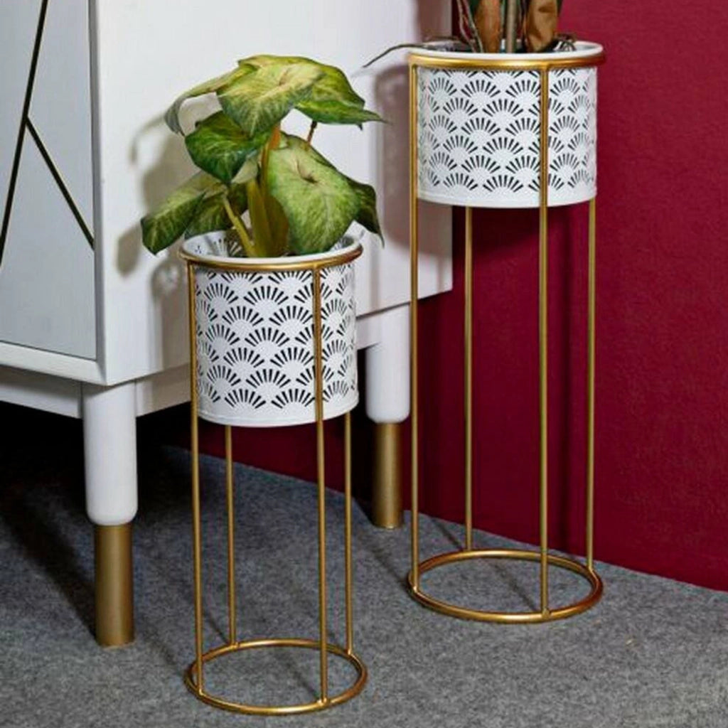 Oggettistica Dore, Complemento d'arredo, Articolo decorativo, Accessorio d'arredo, 17x17 h46 cm, Bianco e Oro