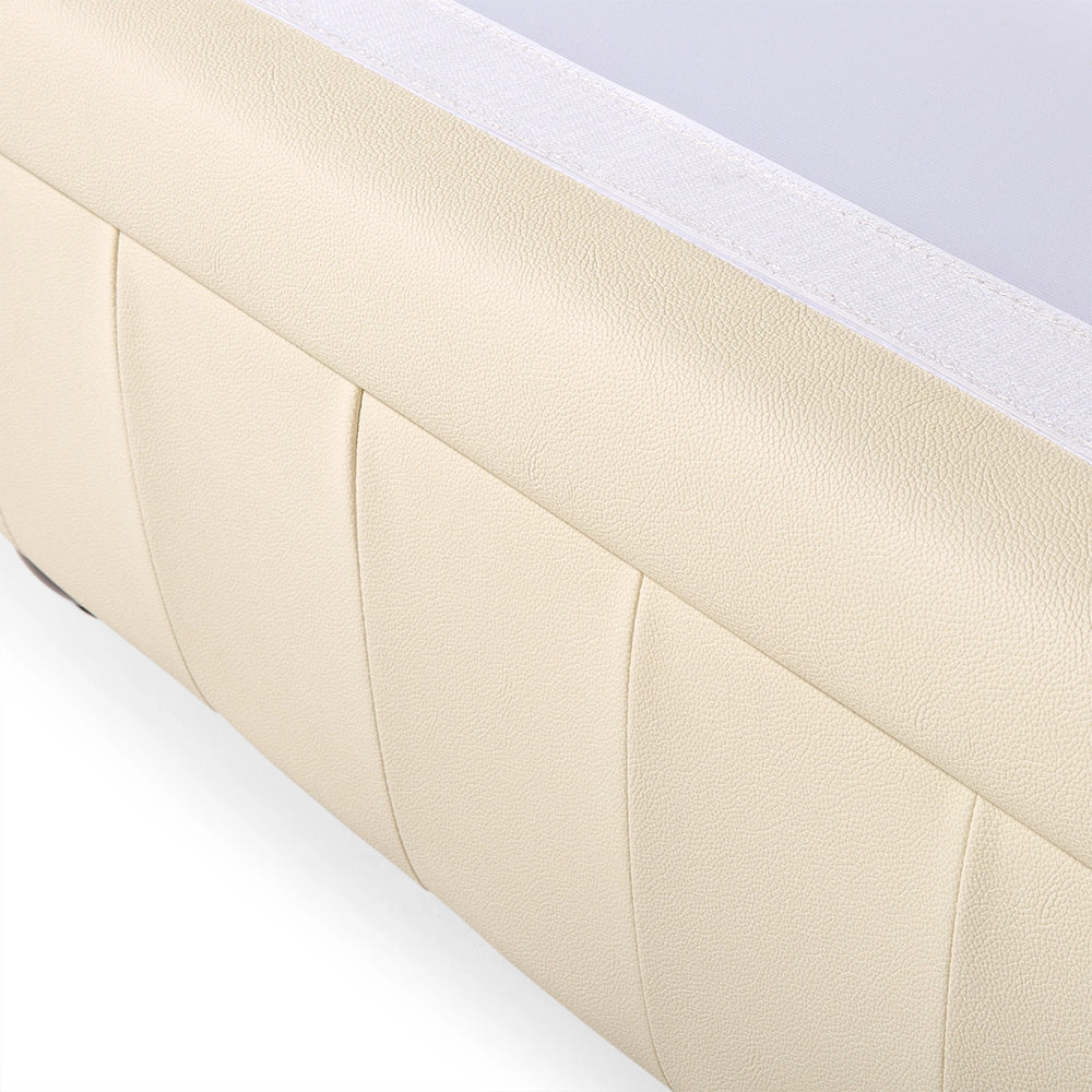 Set soggiorno Chesterfield tappezzeria in pelle crema gambe in legno scuro divano a 3 posti + poltrona contemporanea