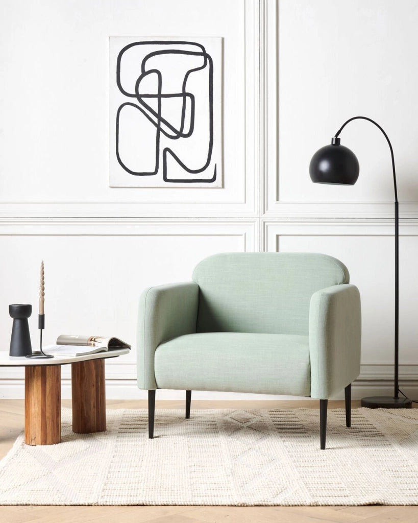 Poltrona in tessuto di lino verde chiaro e nero Gambe in metallo Sedia imbottita Morbido stile retrò Art Decor Soggiorno