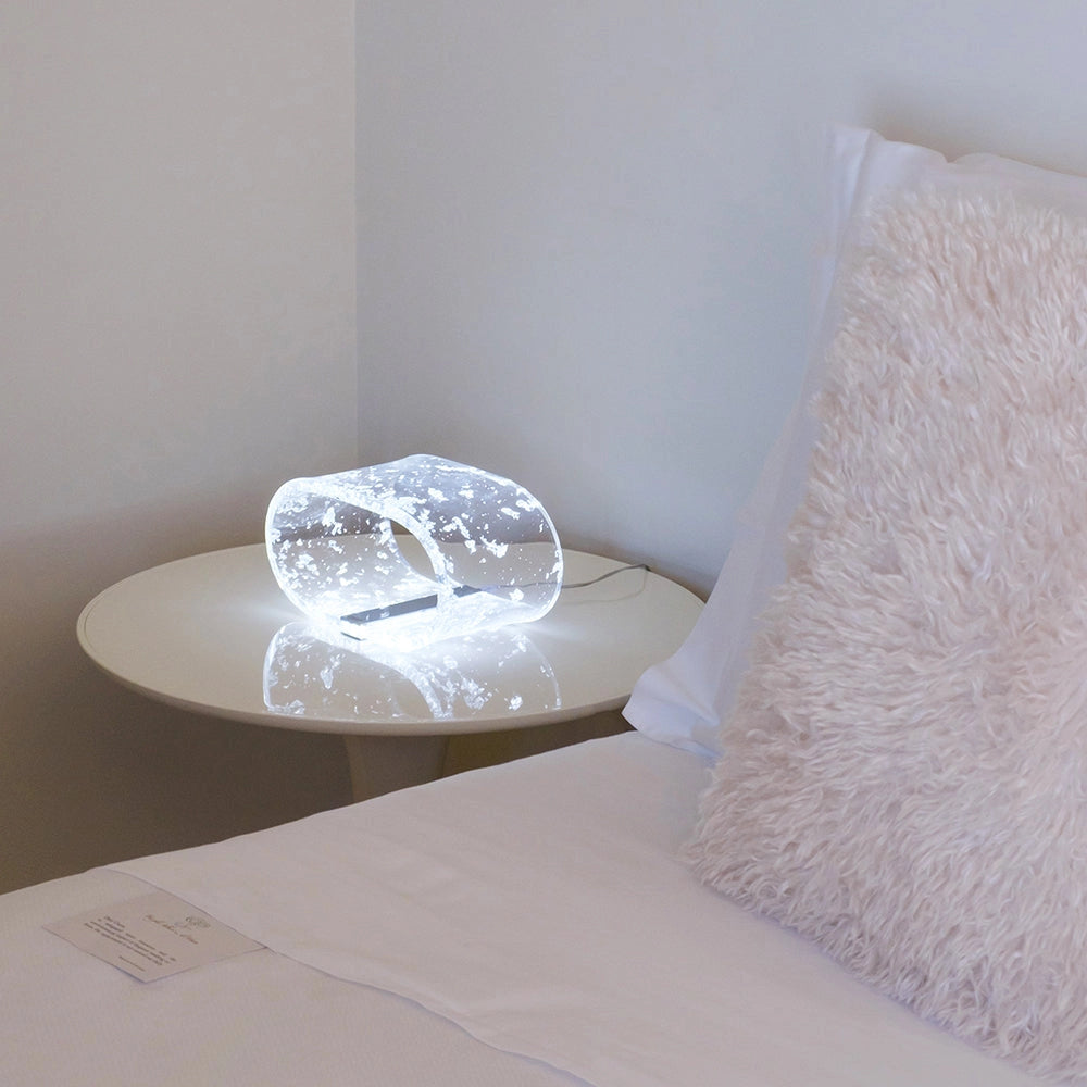 LAMPADA PICCOLA FUTURE IN CRISTALLO ACRILICO TRASPARENTE E ARGENTO LED 4200°K / 24 Volt - 12 W/Mt
